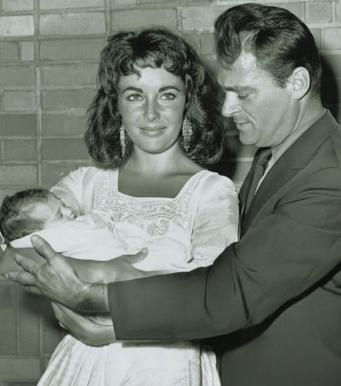 She Met Her Dead Husband… Then Came Back to Save Lives